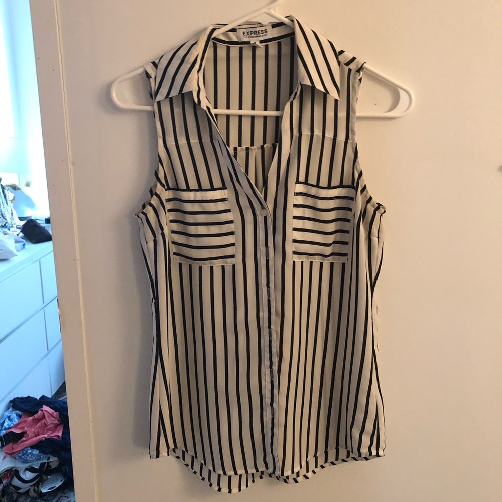 Express sleeveless chiffon striped button up